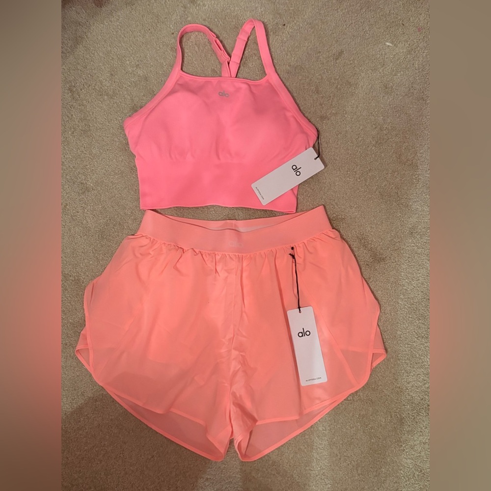 NWT NEW ALO YOGA NEON BUBBLEGUM SET SZ LARGE NEW